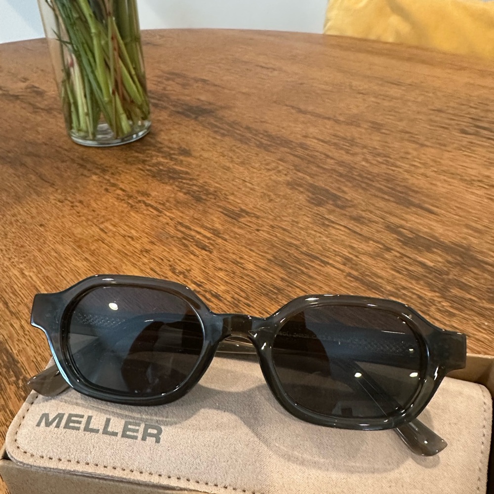 MELLER sunglasses
